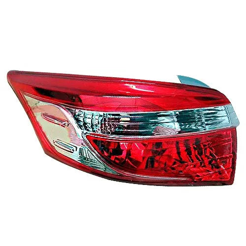 FAROL TRASERO TOYOTA YARIS SEDAN 15/ LH